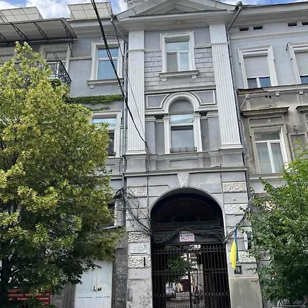 дерибасівська провулок чайковського16 або театральний,16 *