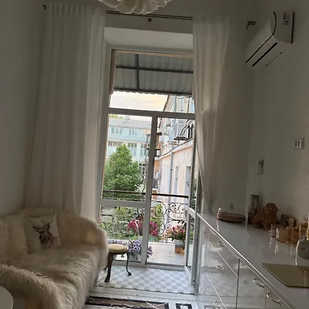 дерибасівська провулок чайковського16 або театральний,16 * Odessa